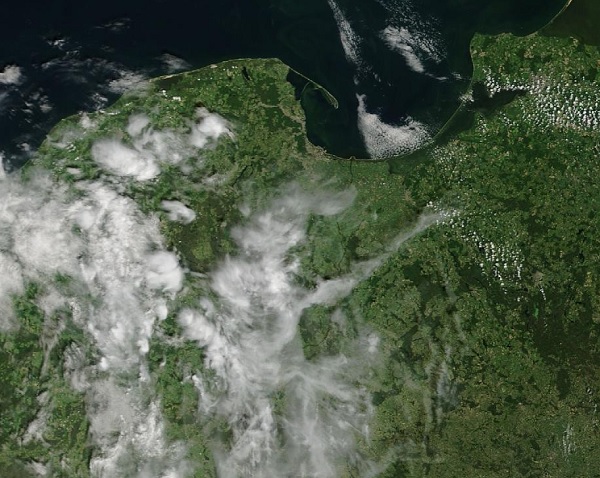 Mapa satelitarna na �ywo